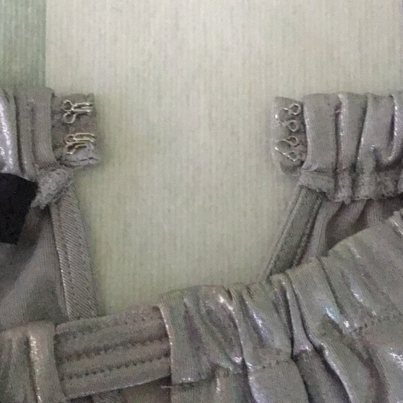 Metallic silver - Picture 5 of 5